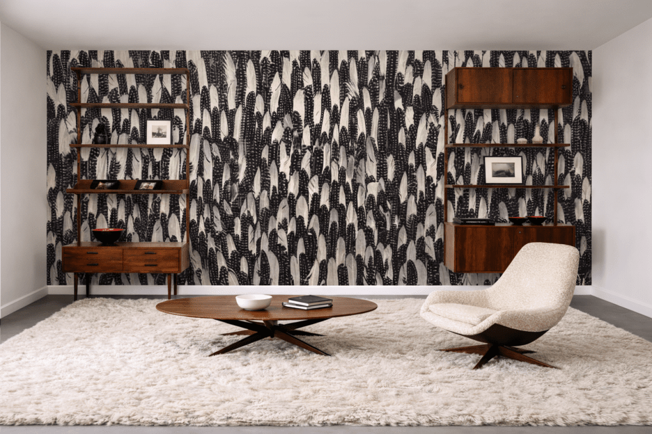 Feathered Ink Stratum