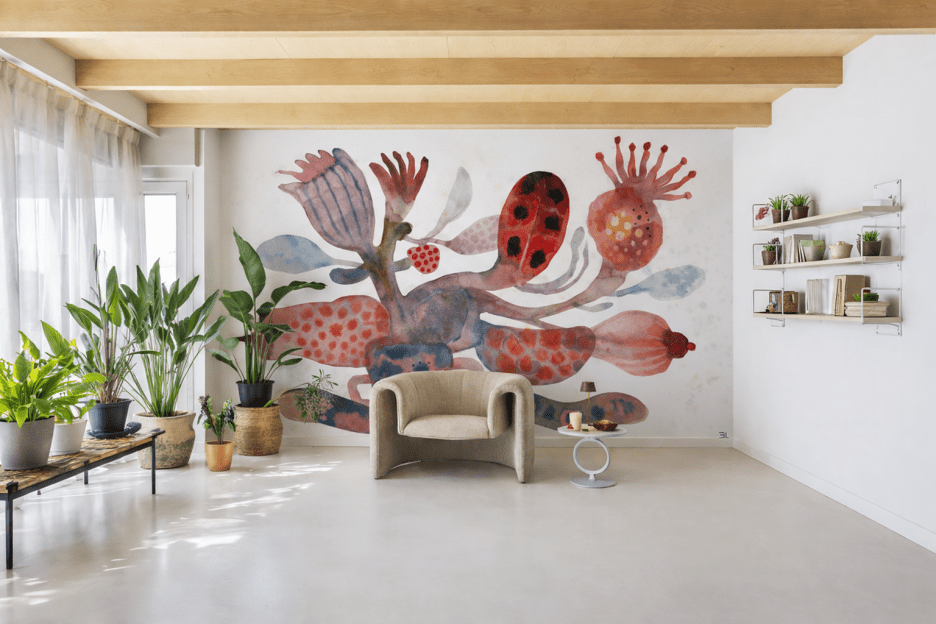 Wisping Flora Arrangement