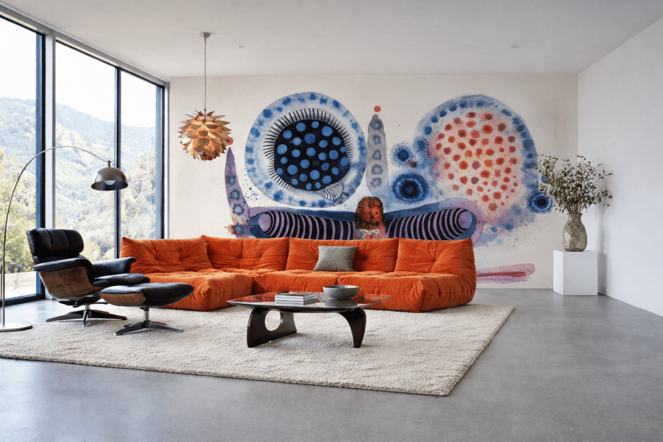 Spotlit Geodesic Forms